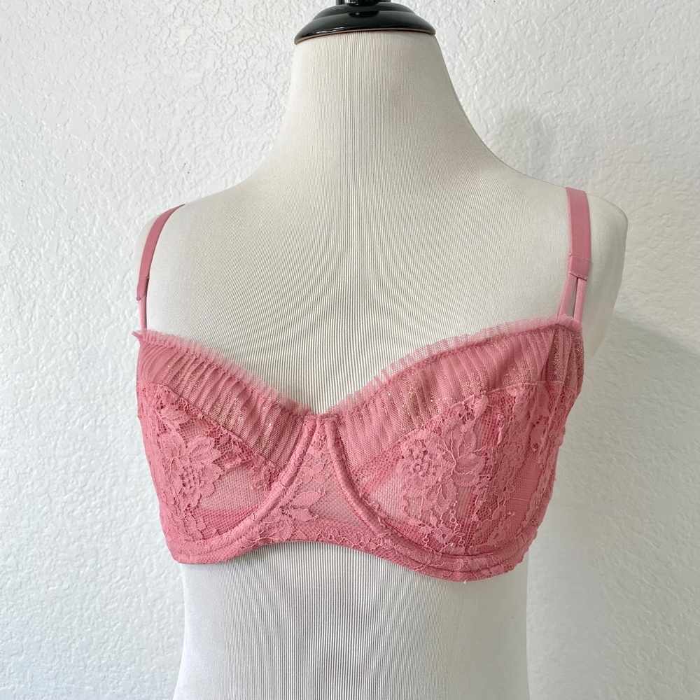 Victoria's Secret Dream Angel Pink Floral Lace & Pleated Full Coverage Bra 32DD